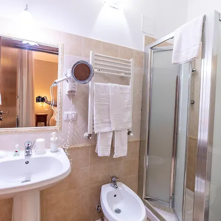 Dionisio Couette-café 3*