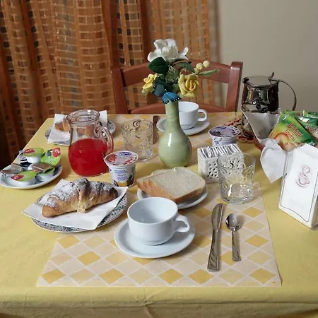 Dionisio Bed & Breakfast 3*